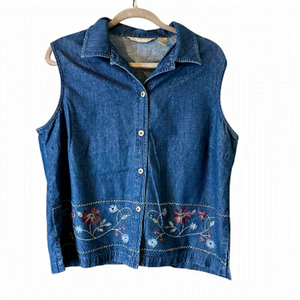 TanJay Women’s Denim Floral Embroidered Button Down Vest 18
